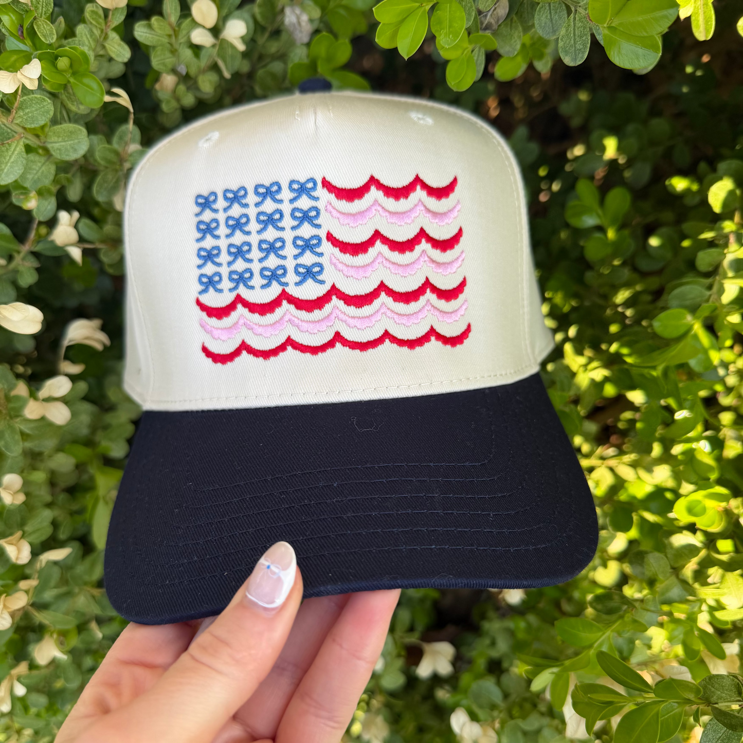 Scalloped Flag